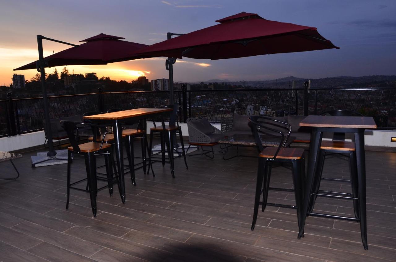 Millennium Terrace Hotel 캄팔라 외부 사진