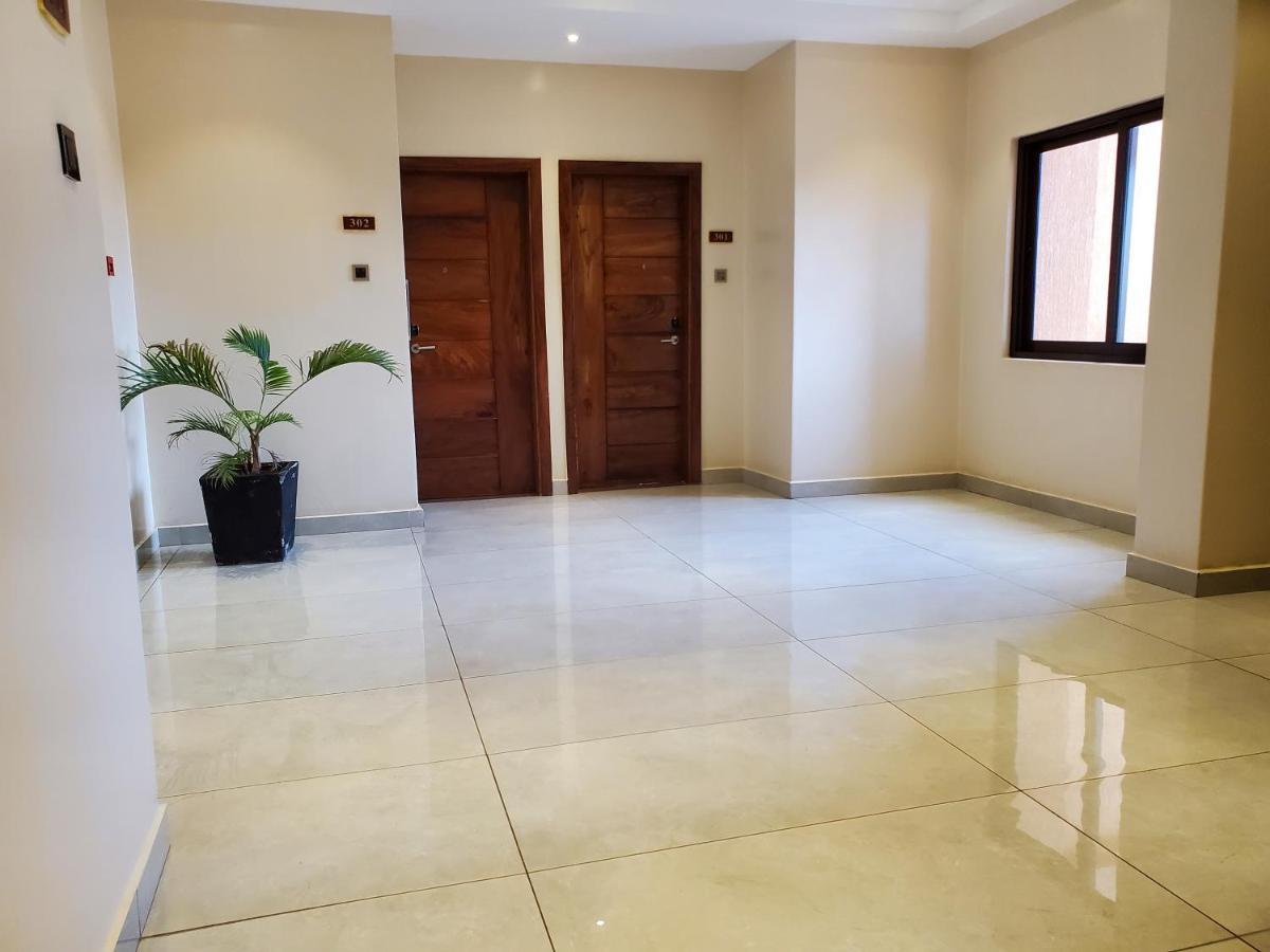 Millennium Terrace Hotel 캄팔라 외부 사진
