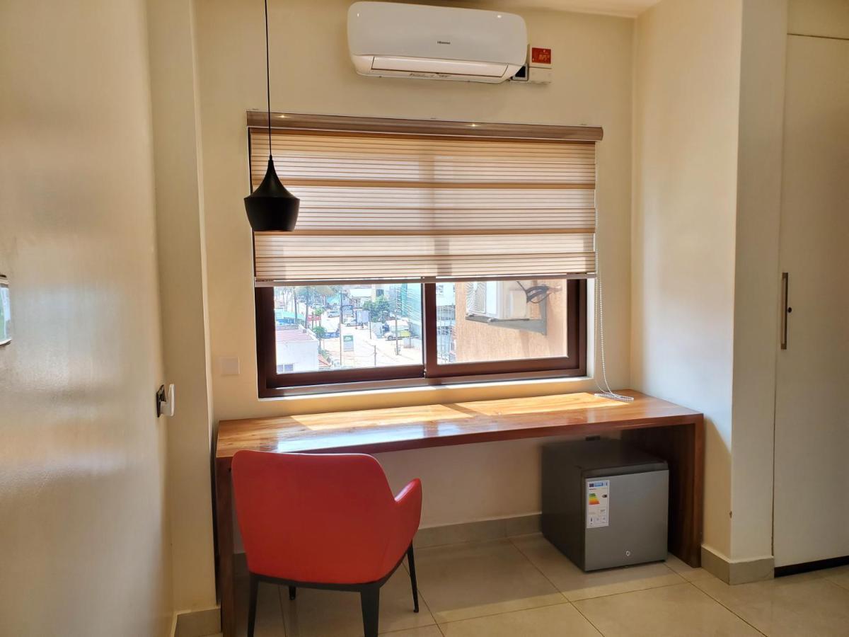 Millennium Terrace Hotel 캄팔라 외부 사진